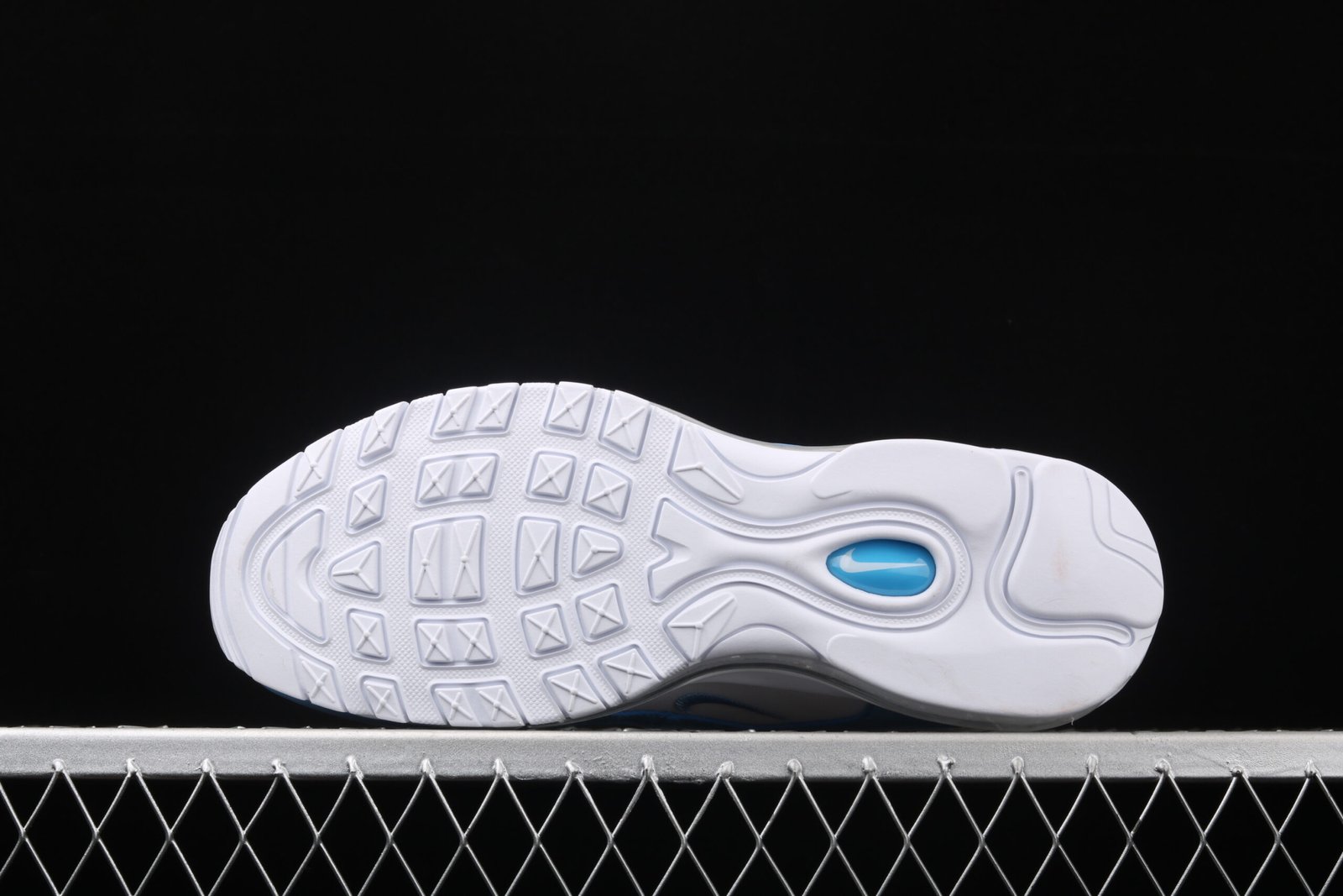 AIR MAX 97 ESSENTIAL WHITE BLUE - Imagem 4