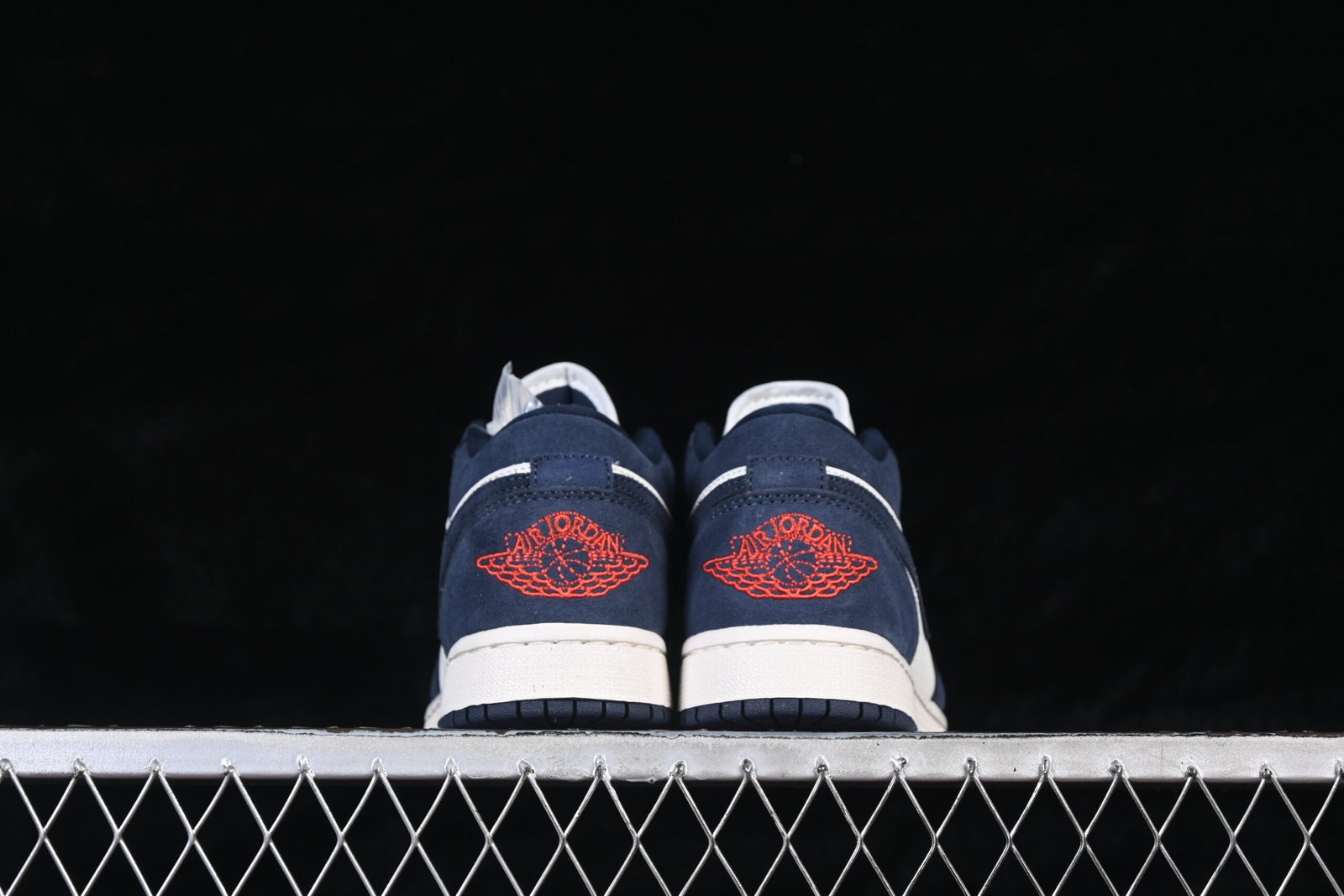 AIR JORDAN 1 LOW - Imagem 4