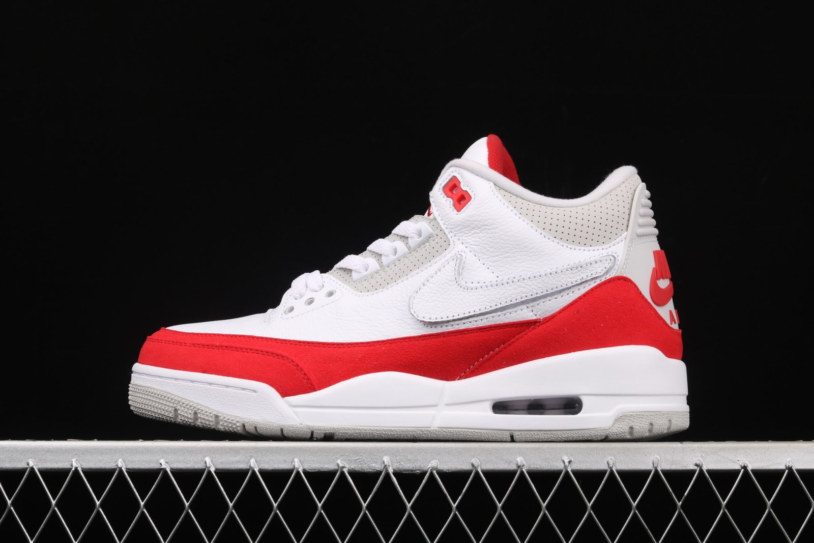 AIR JORDAN 3 “TINKER UNIVERSITY RED WHITE”