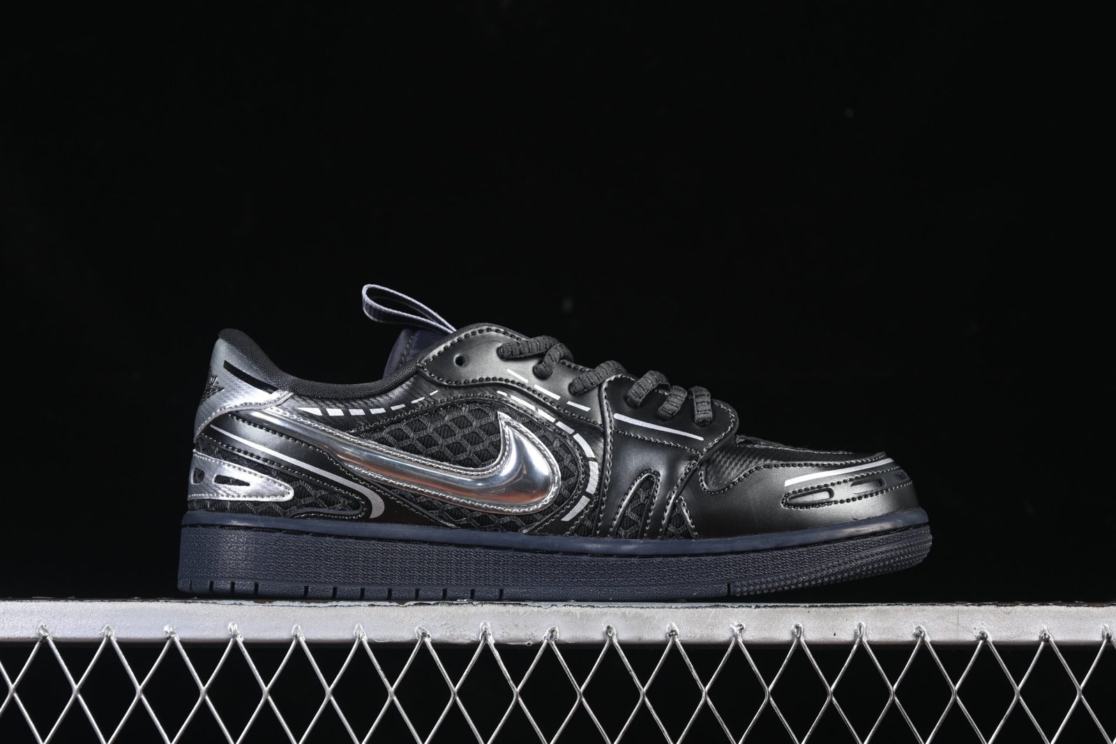 AIR JORDAN 1 LOW “METHOD OFF MAKE V3 BLACK” - Imagem 2