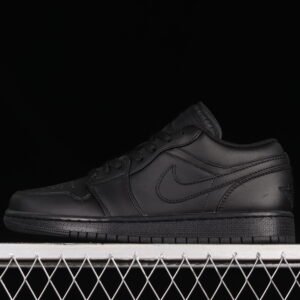 AIR JORDAN 1 LOW “TRIPLE BLACK”