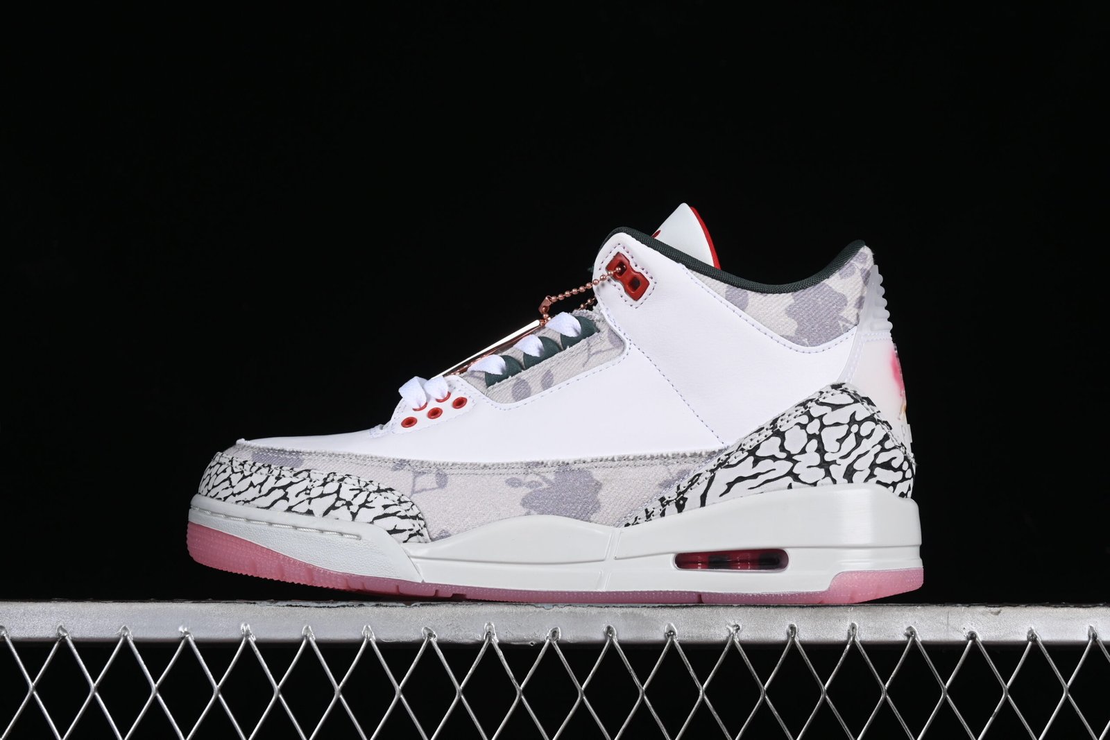 AIR JORDAN 3 “WINGS”