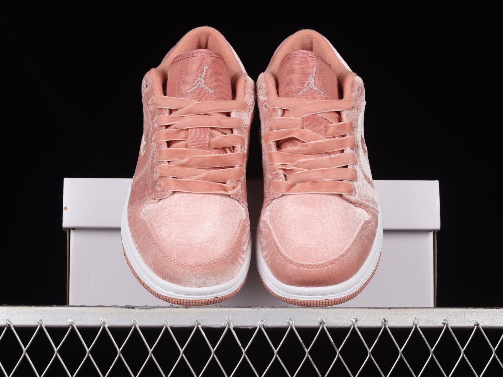 AIR JORDAN 1 LOW “ PINK VELVET” - Imagem 5