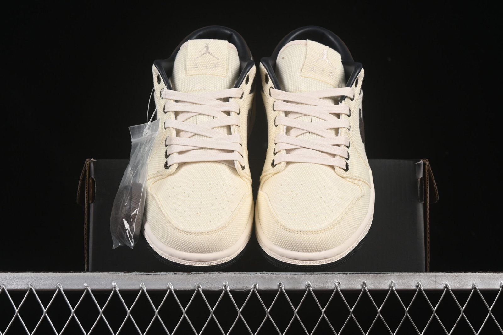 AIR JORDAN 1 LOW “DONGDAN” - Imagem 5