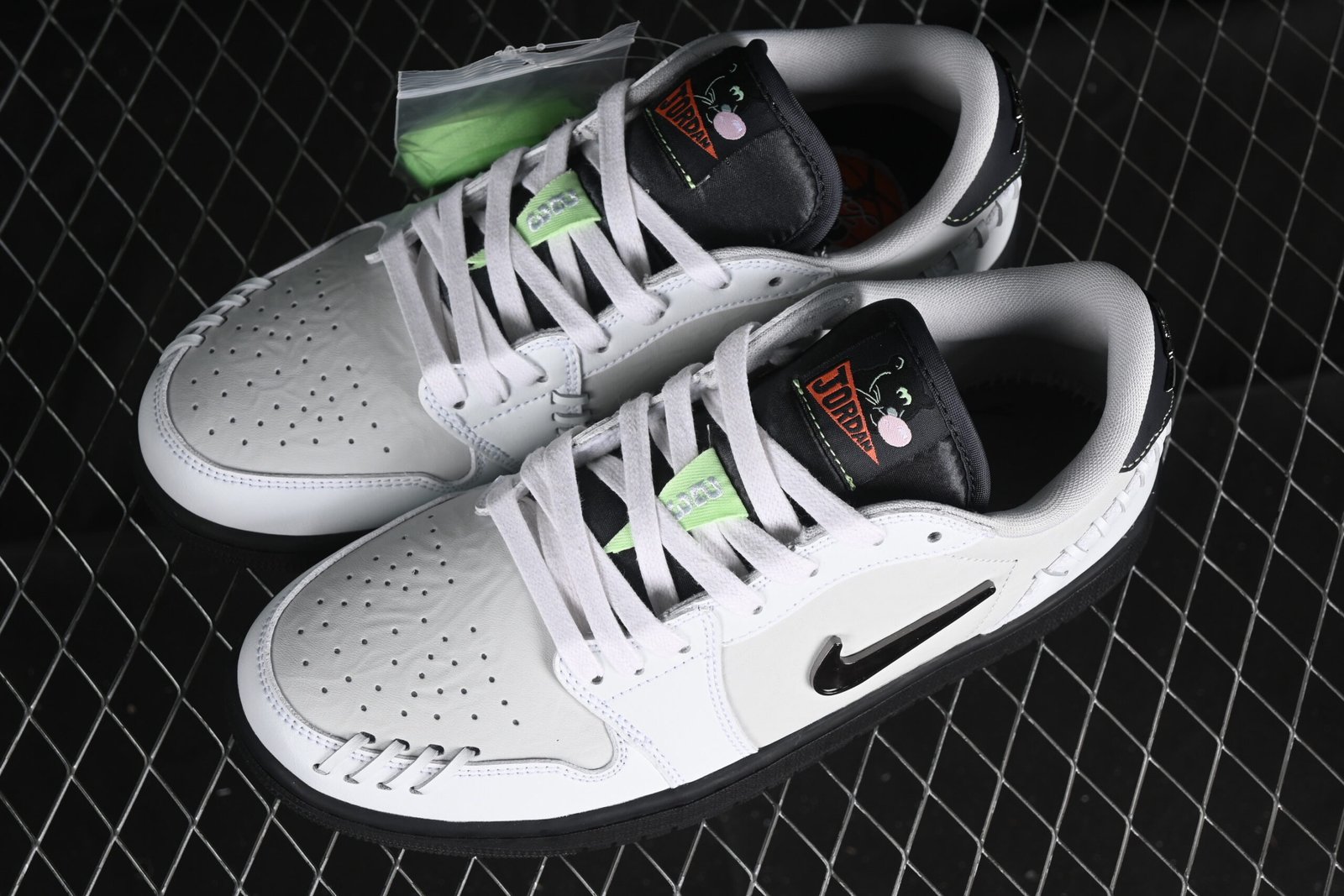 AIR JORDAN 1 LOW “METHOD OF MAKE” - Imagem 5