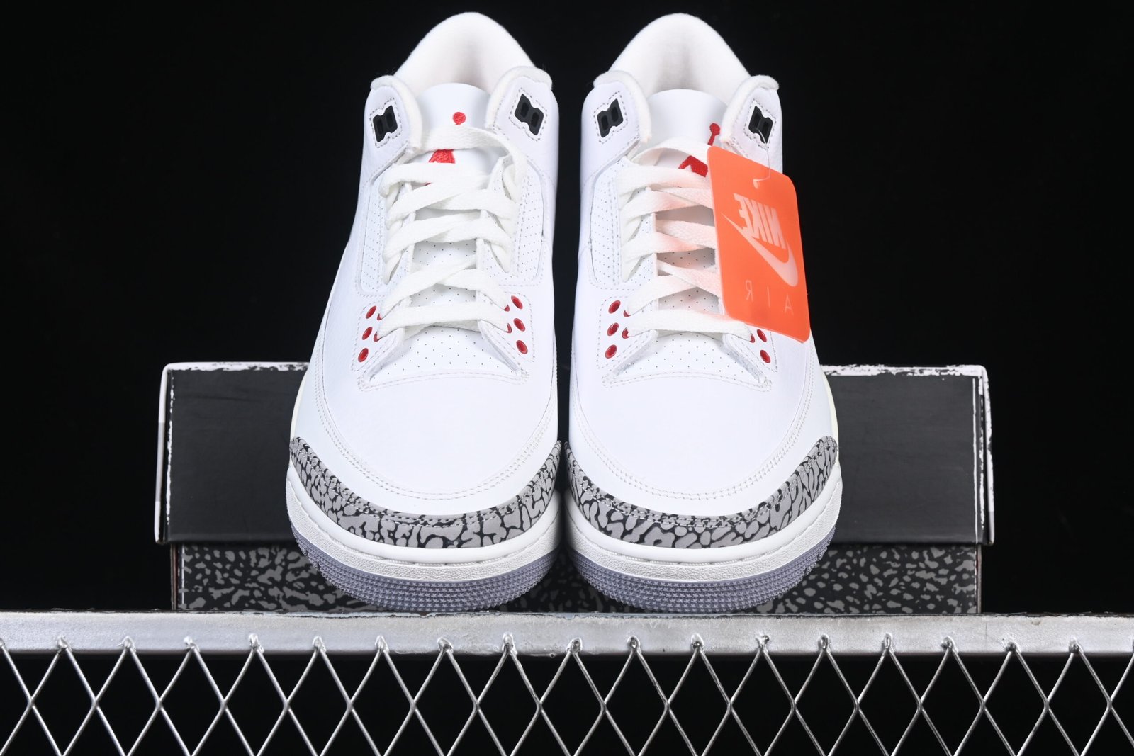 AIR JORDAN 3 “WHITE CEMENT REIMAGINED” - Imagem 5