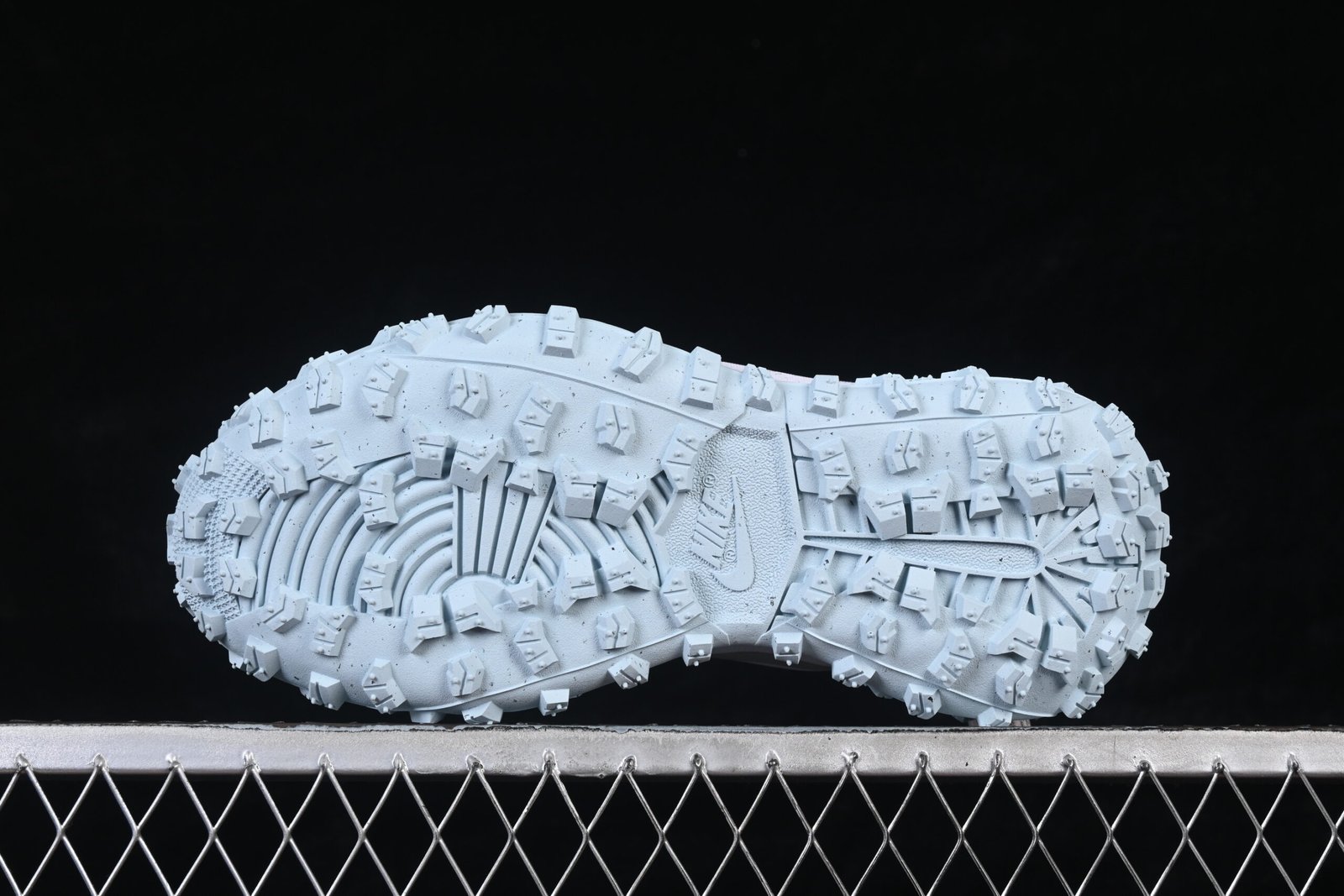 AIR JORDAN 1 LOW “ELEMENT GORE-TEX” - Imagem 4