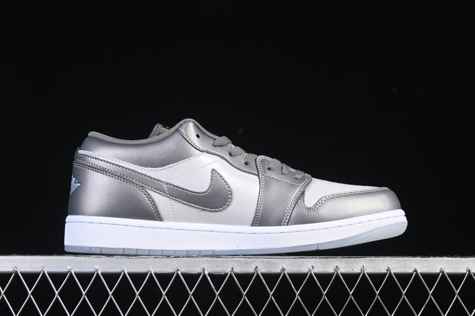 AIR JORDAN 1 LOW - Imagem 2
