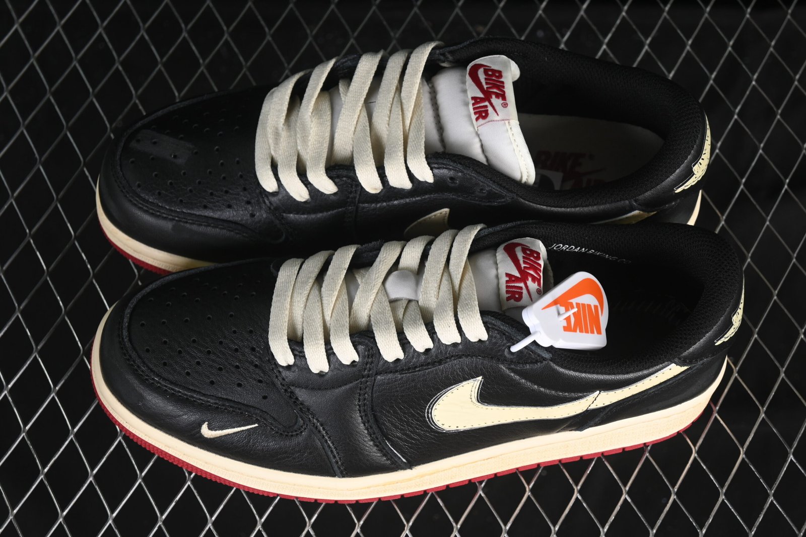 AIR JORDAN 1 LOW “NIGEL SYLVESTER” - Imagem 6
