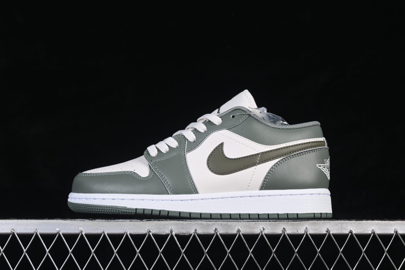 AIR JORDAN 1 LOW “VINTAGE GREY”