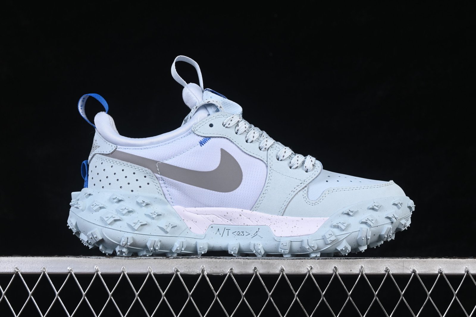 AIR JORDAN 1 LOW “ELEMENT GORE-TEX” - Imagem 2