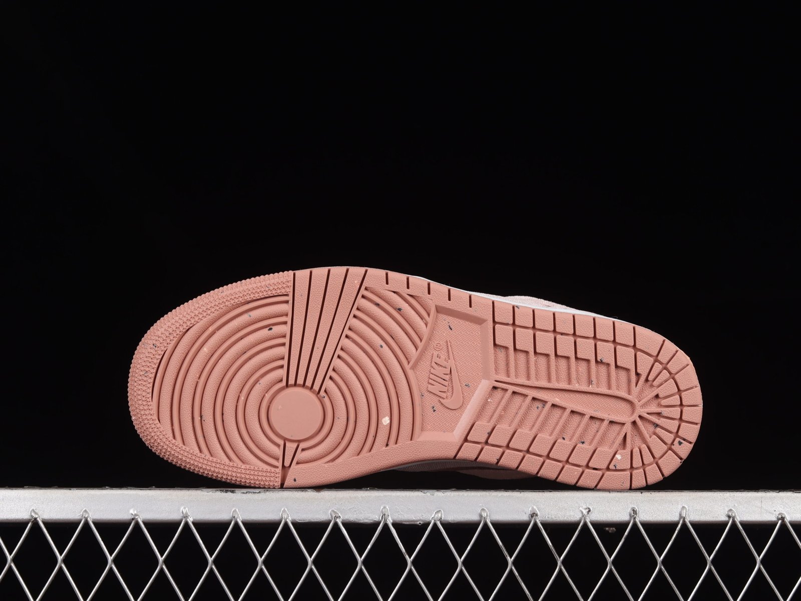 AIR JORDAN 1 LOW “ PINK VELVET” - Imagem 4