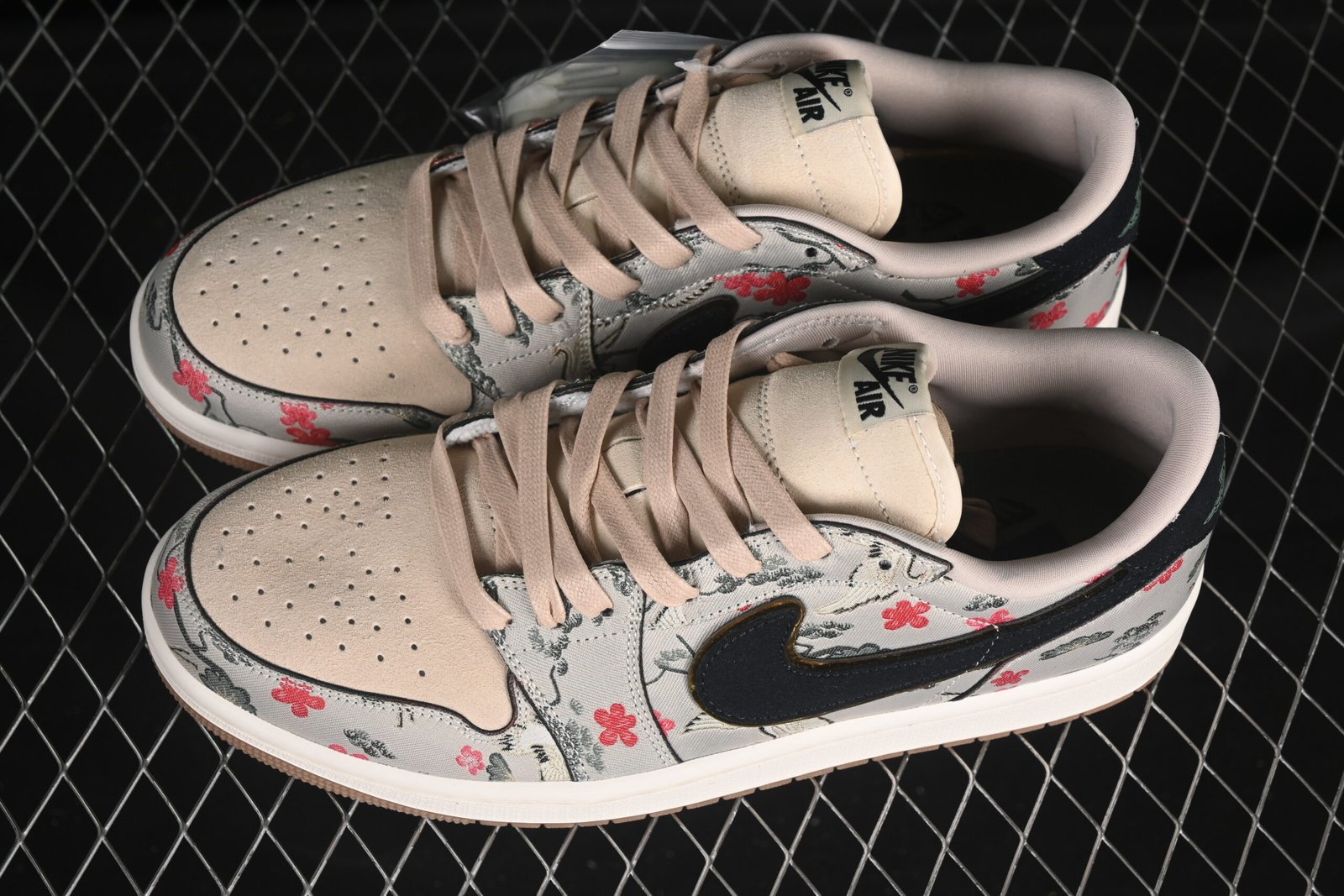 AIR JORDAN 1 LOW “RUI HACHIMURA” - Imagem 6