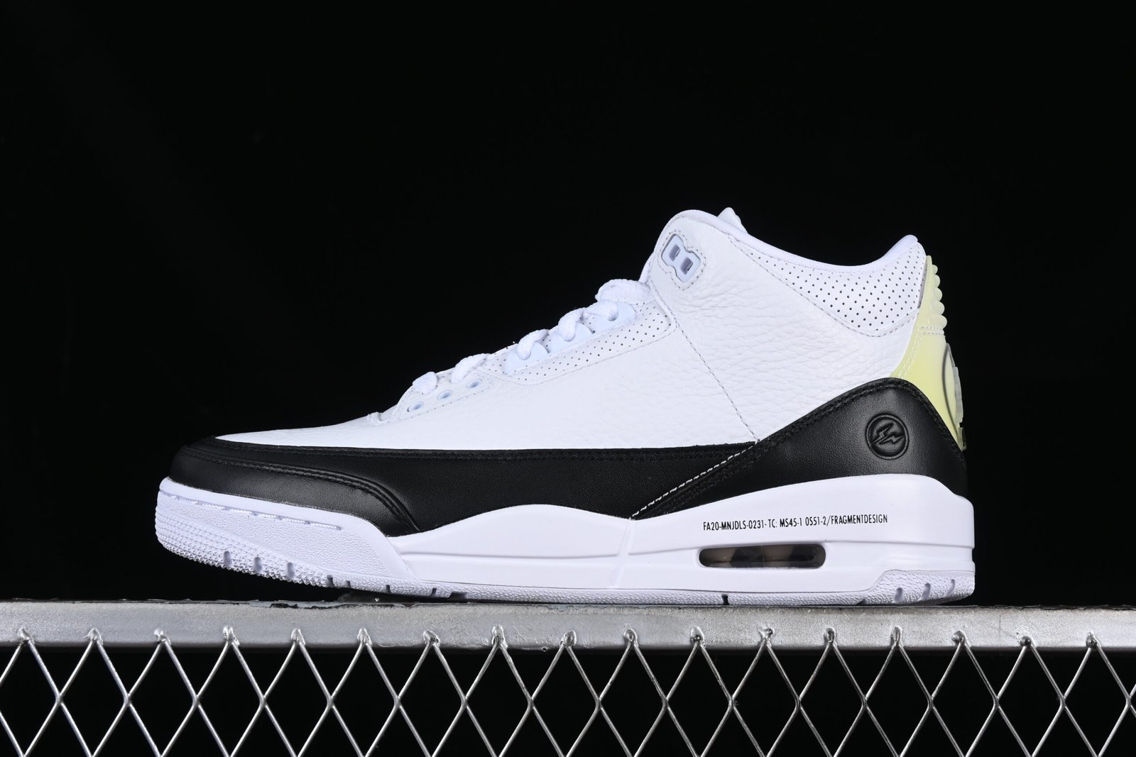 AIR JORDAN 3 “FRAGMENT DESING”
