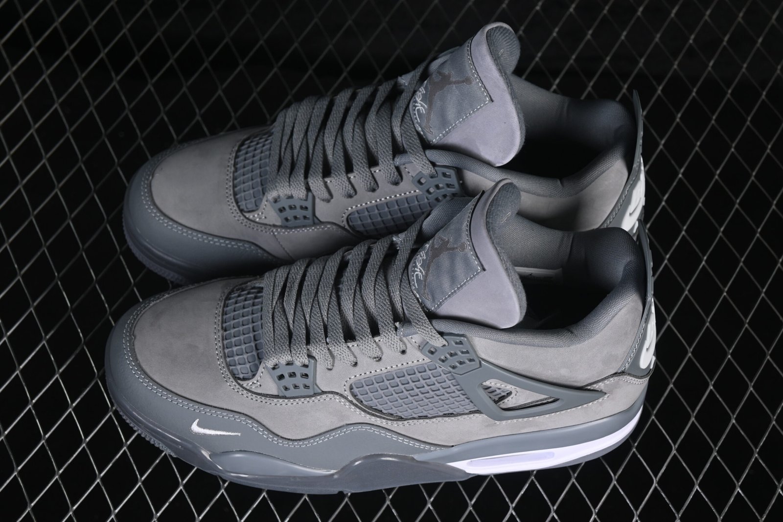 AIR JORDAN 4 x Nigel Sylvester "Grey" - Imagem 6