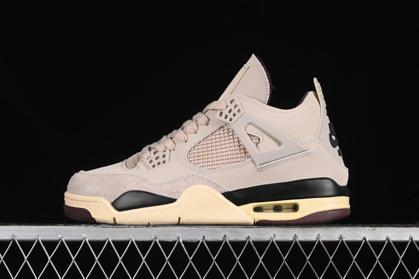 AIR JORDAN 4 "Fossil Stone"