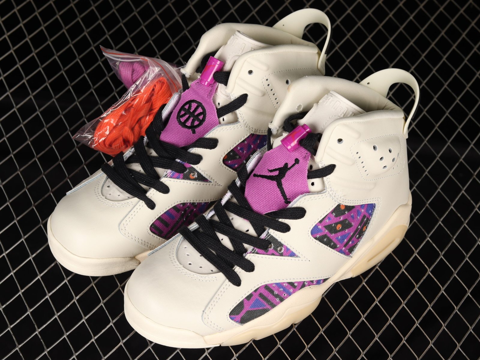 AIR JORDAN 6 "Quai 54" - Imagem 6