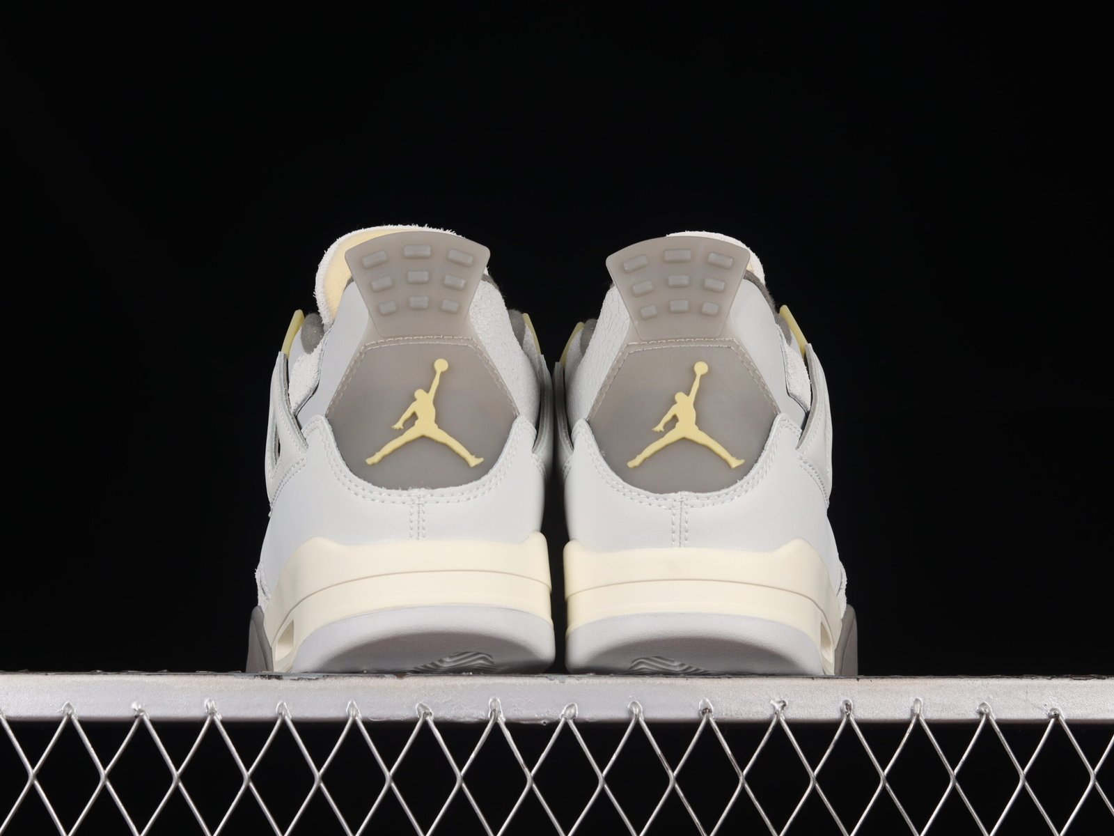 AIR JORDAN 4 "Craft" - Imagem 3