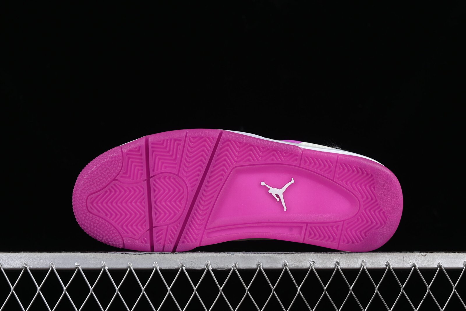 AIR JORDAN 4 "Hyper Violet" - Imagem 4