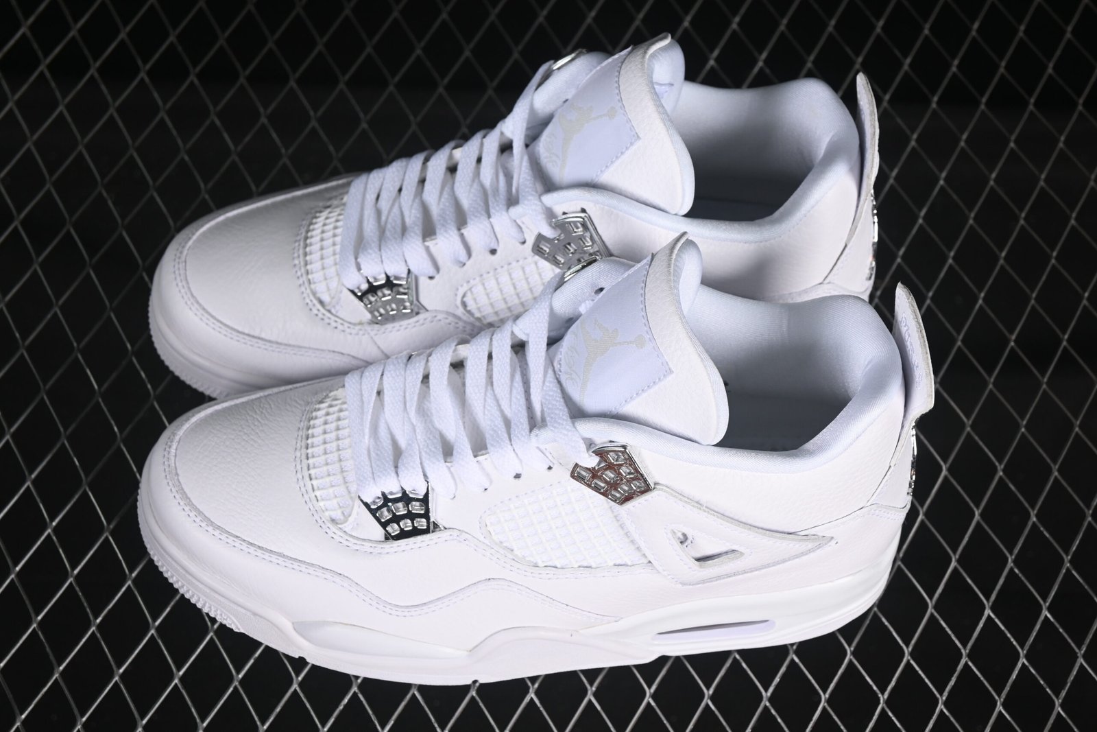 AIR JORDAN 4 "PureMoney" - Imagem 6