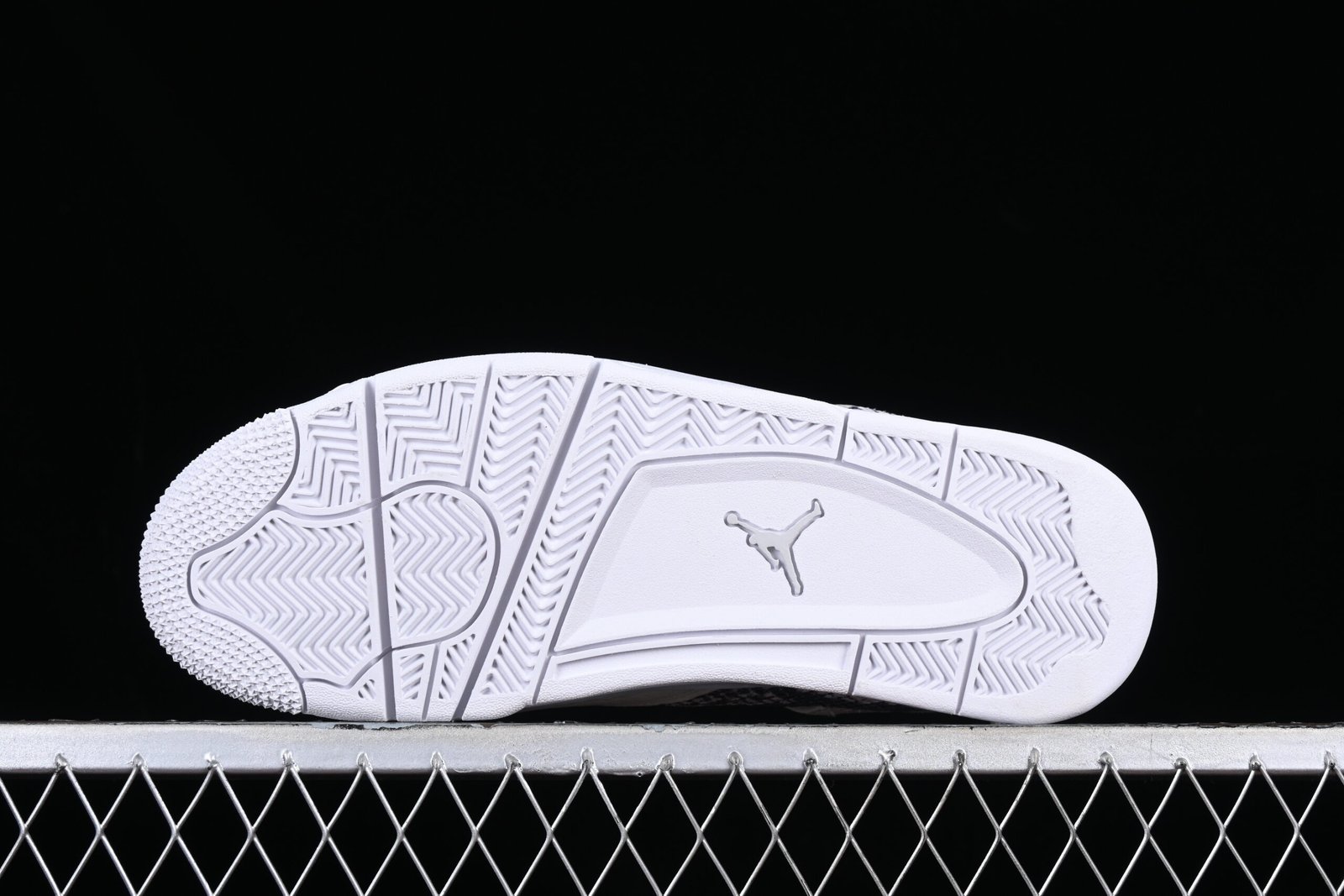 AIR JORDAN 4 "Snakeskin" - Imagem 4