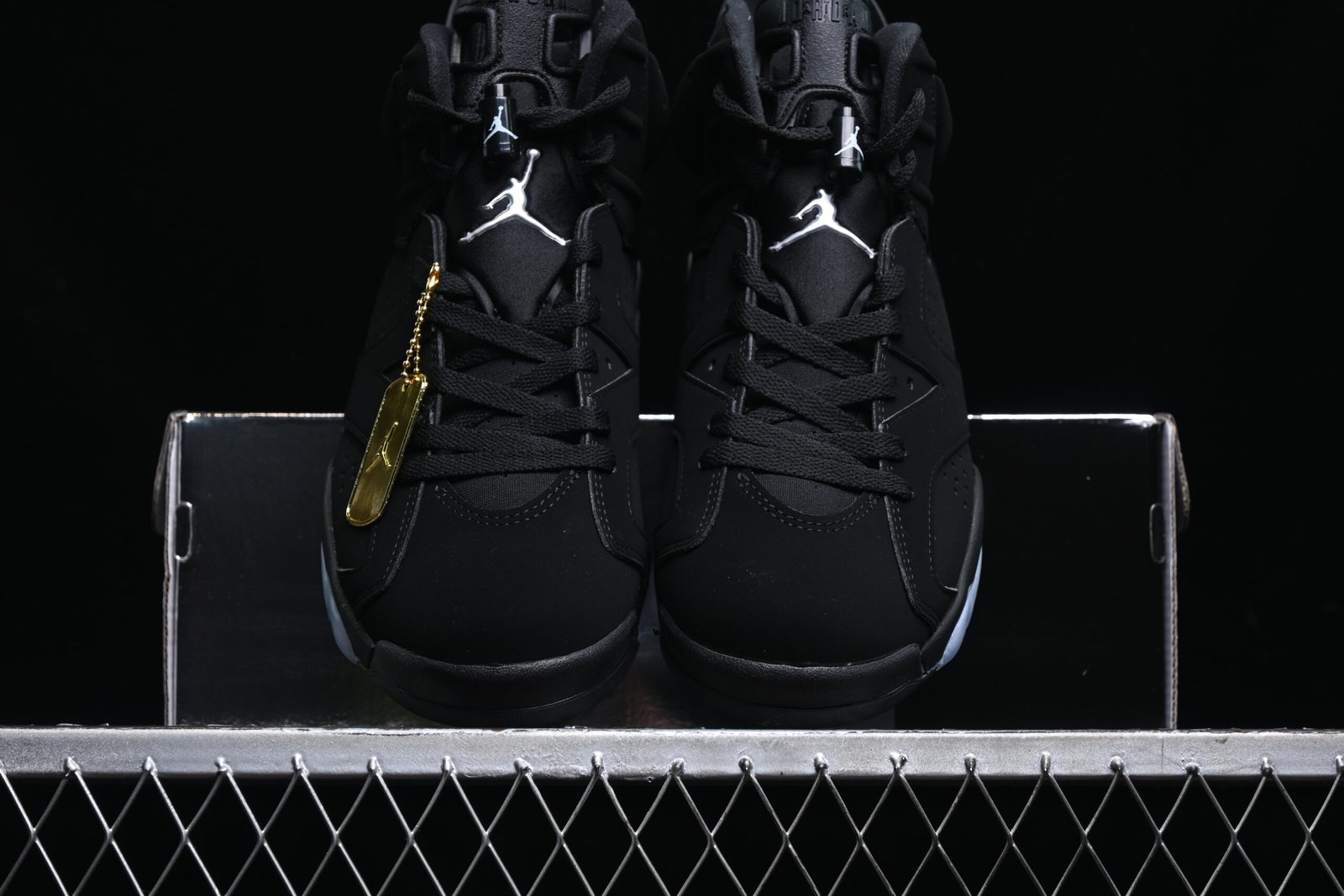 AIR JORDAN 6 "Metallic Silver" - Imagem 5
