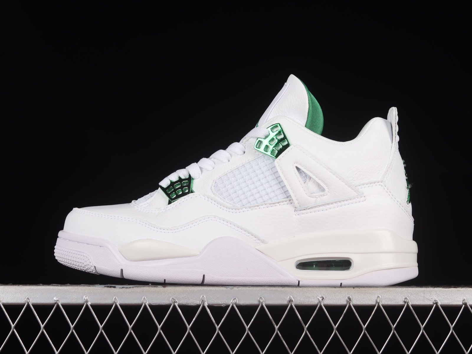 AIR JORDAN 4 "Pine Green"