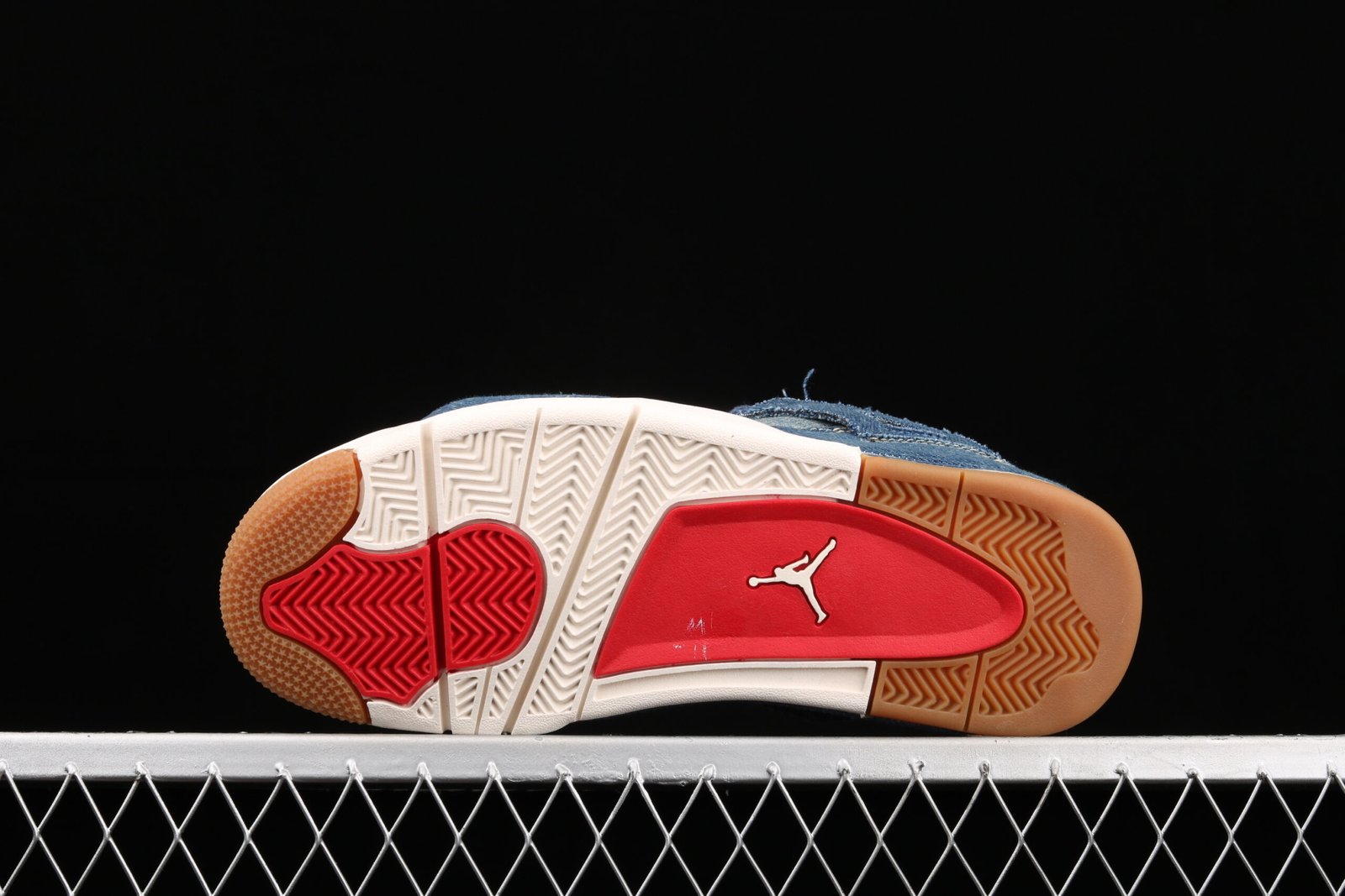 AIR JORDAN 4 "Levi’s" - Imagem 4