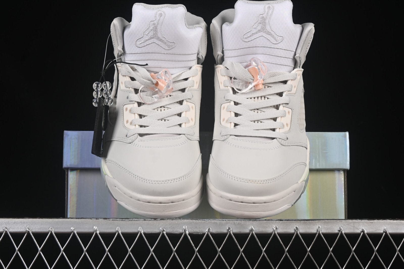 AIR JORDAN 5 "Light Orewood Brown" - Imagem 5