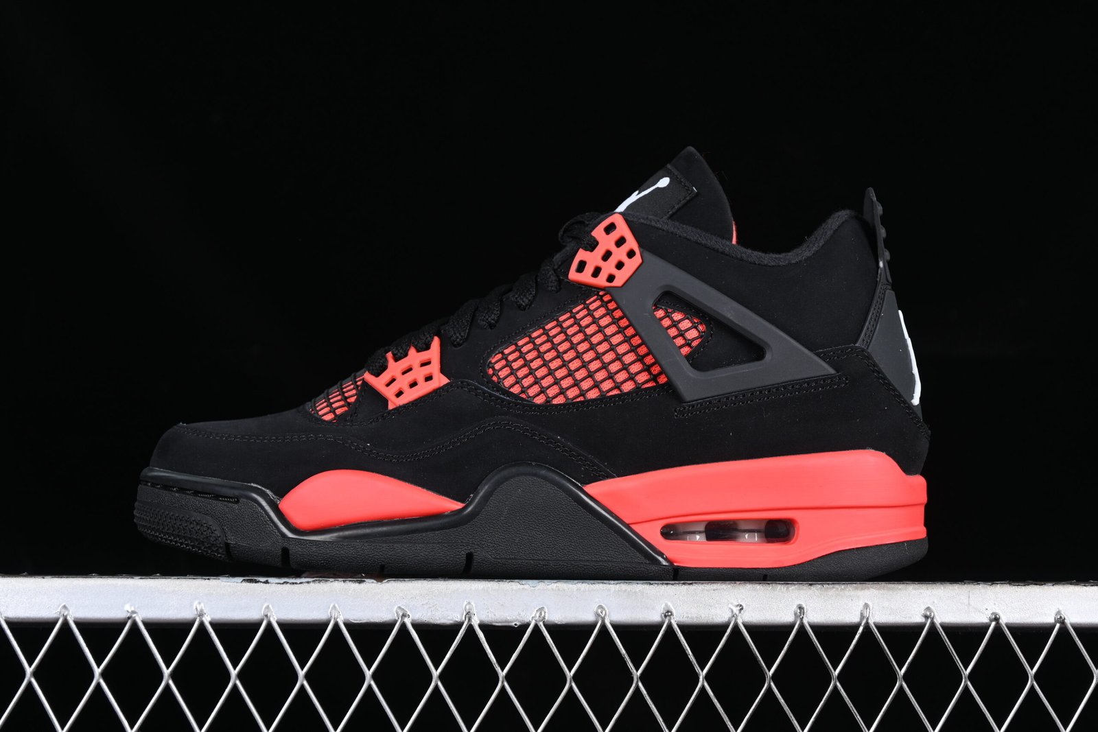 AIR JORDAN 4 "Red Thunder"