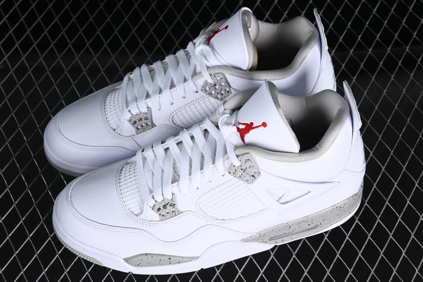 AIR JORDAN 4 "White Oreo" - Imagem 6