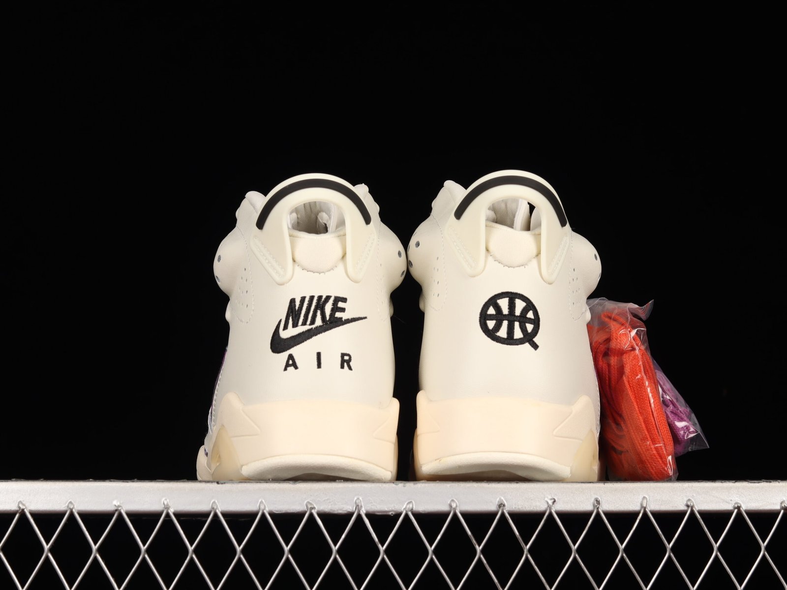 AIR JORDAN 6 "Quai 54" - Imagem 3