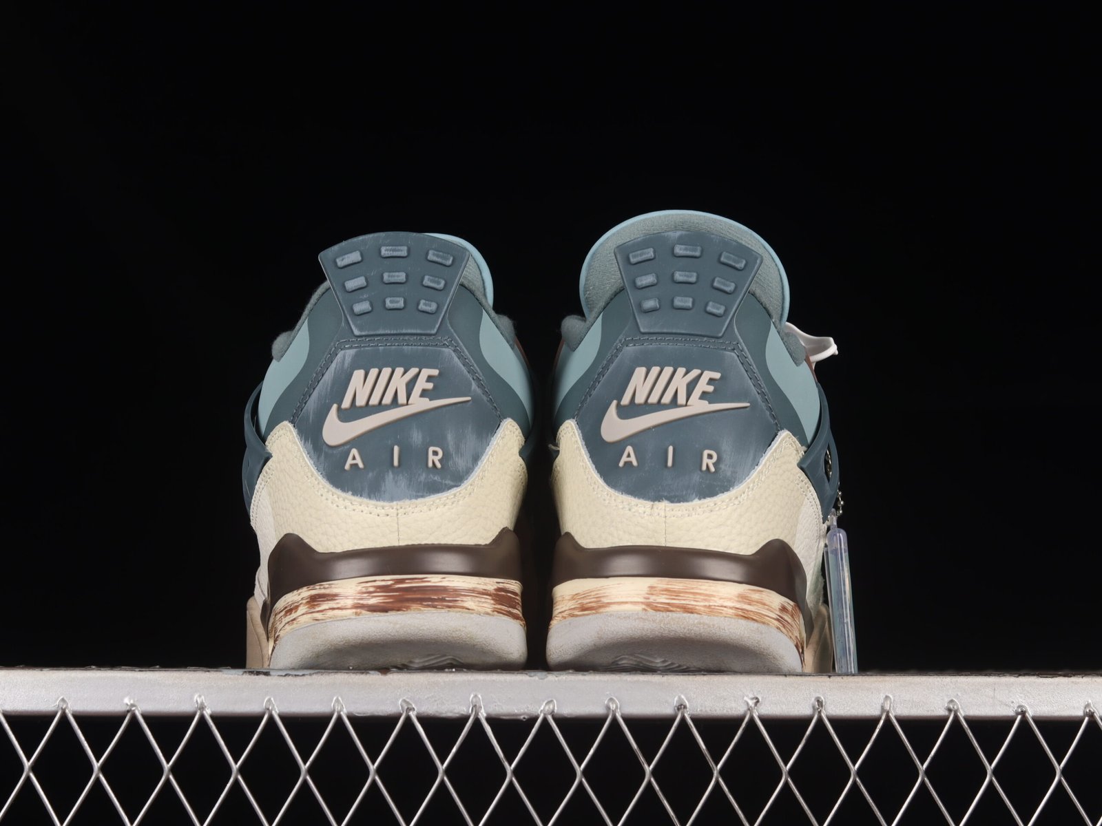 AIR JORDAN 4 "Snorlax" - Imagem 3