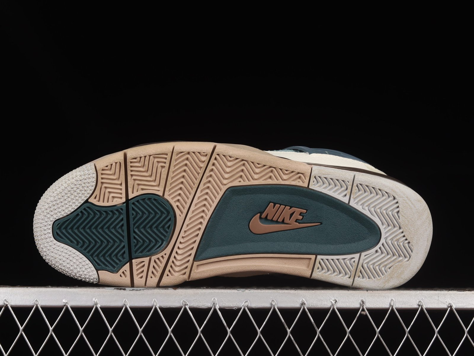 AIR JORDAN 4 "Snorlax" - Imagem 4