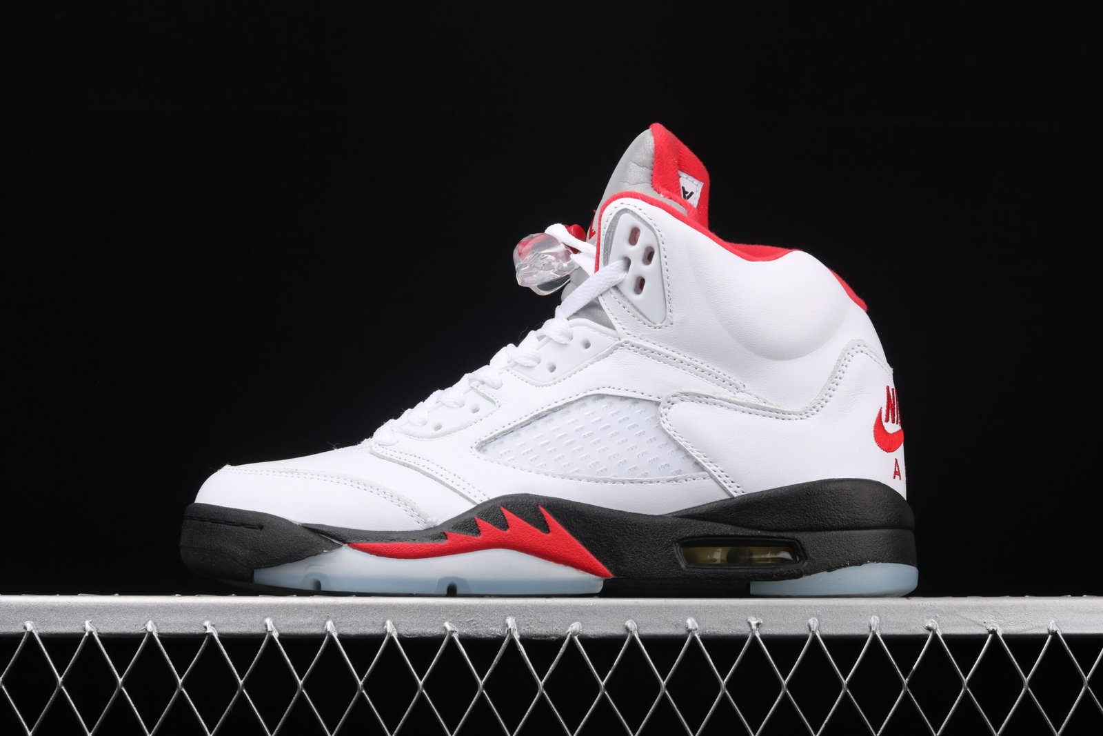 AIR JORDAN 5 "Fire Red"