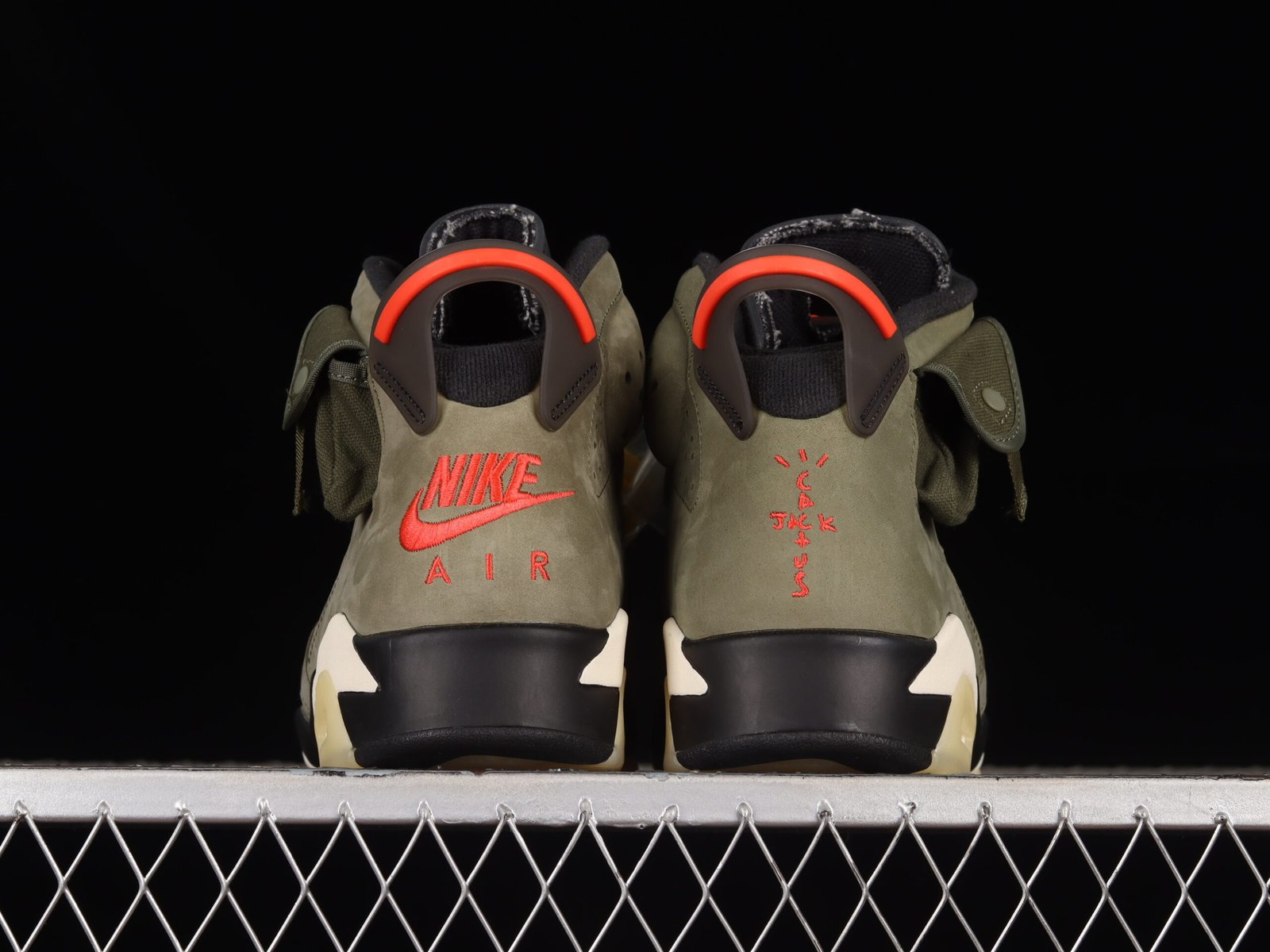 AIR JORDAN 6 x Travis Scott - Imagem 3