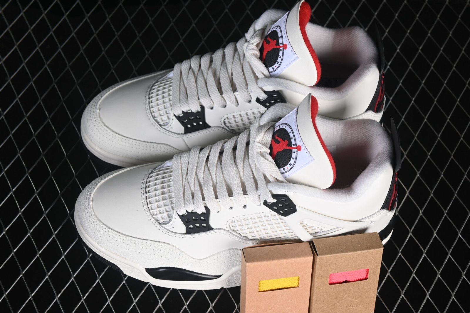 AIR JORDAN 4 "Flight Club" - Imagem 6