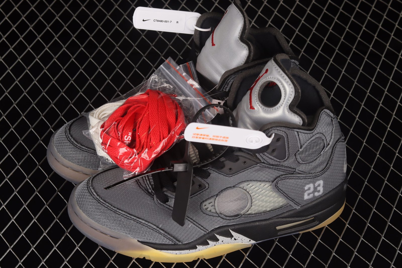 AIR JORDAN 5 "OF x Air" - Imagem 6