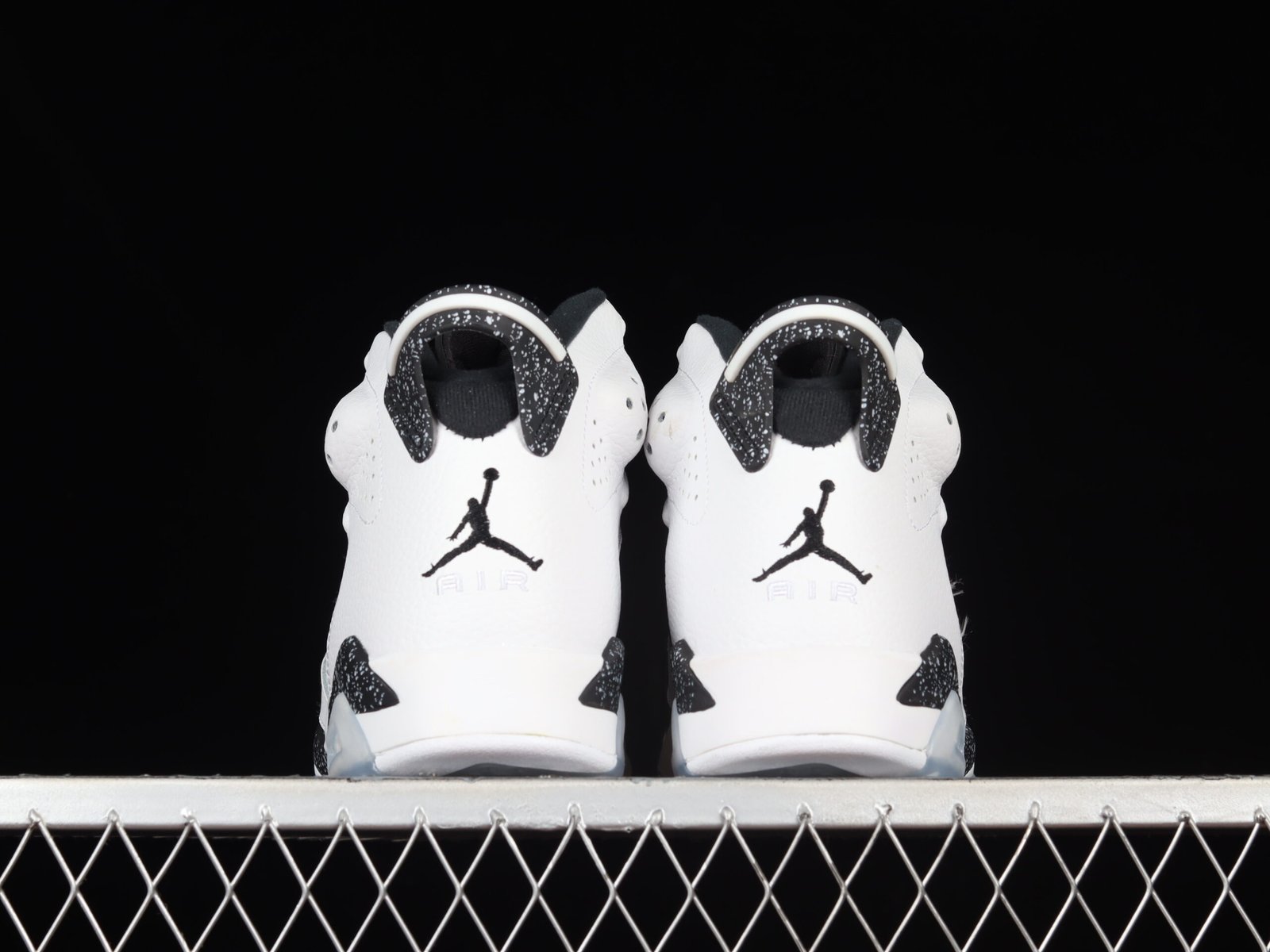 AIR JORDAN 6 "OREO" - Imagem 3