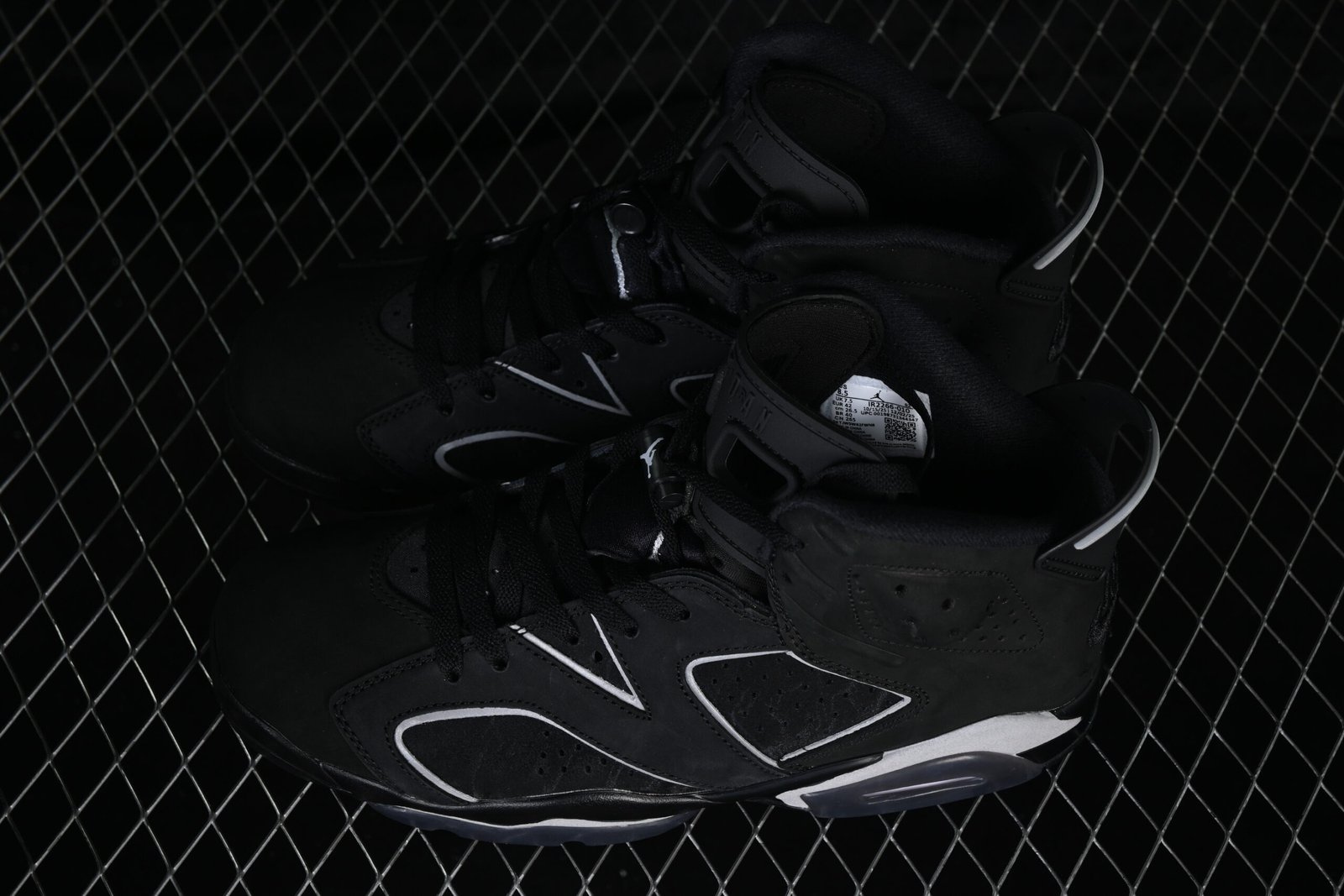 AIR JORDAN 6 "Cap and Gown" - Imagem 6