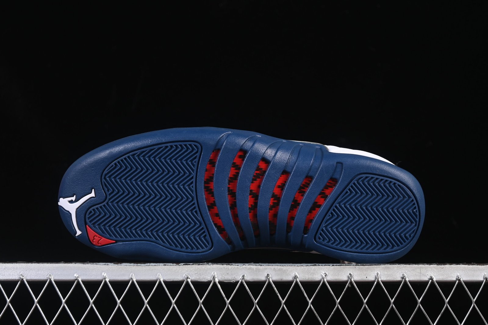 AIR JORDAN 12 Retro "French Blue" - Imagem 4