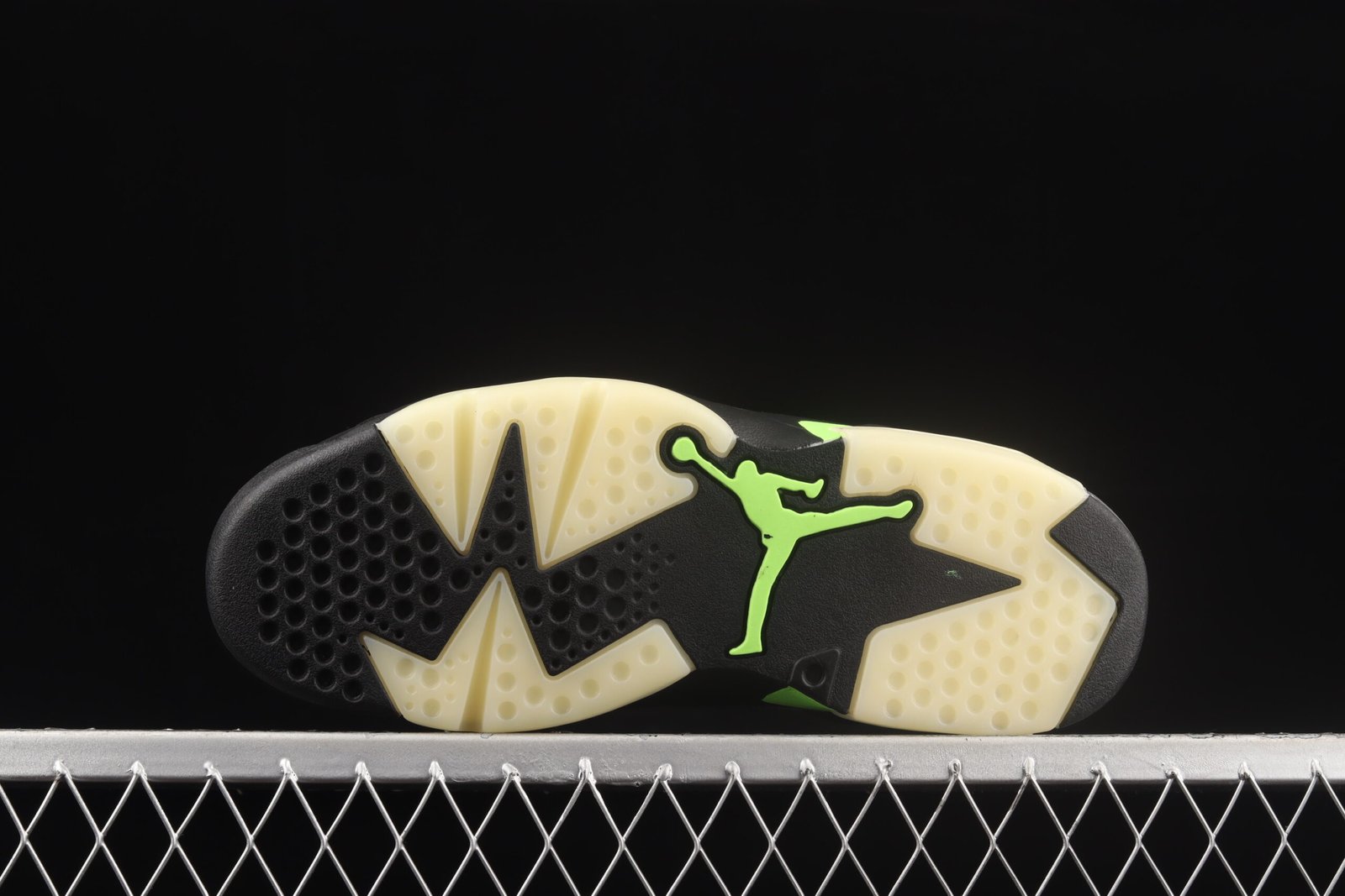 AIR JORDAN 6 “Electric Green” - Imagem 3