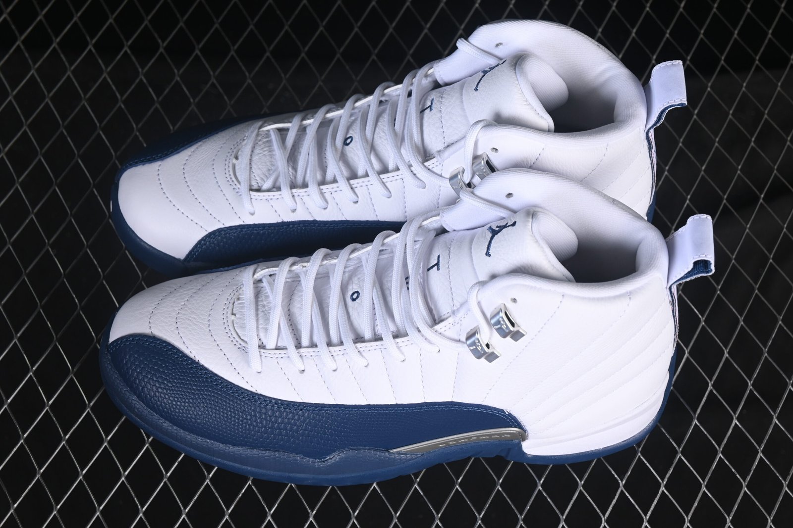 AIR JORDAN 12 Retro "French Blue" - Imagem 6