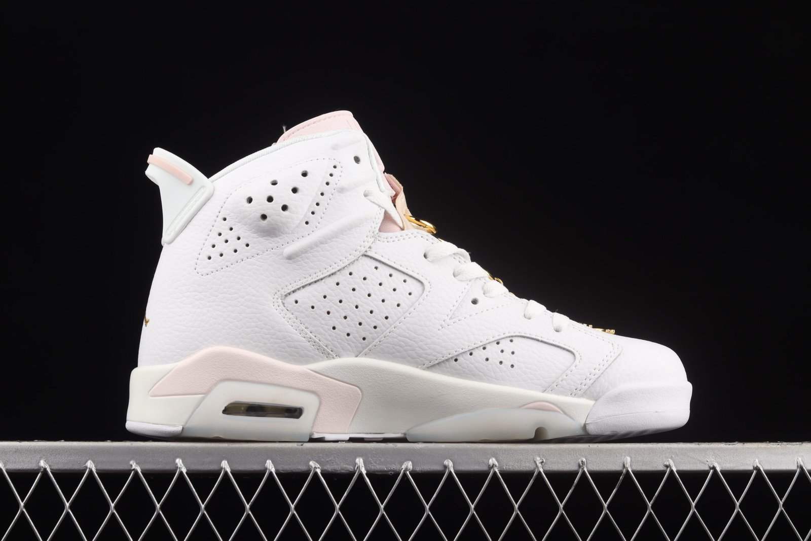 AIR JORDAN 6 "Gold Hoops" - Imagem 2