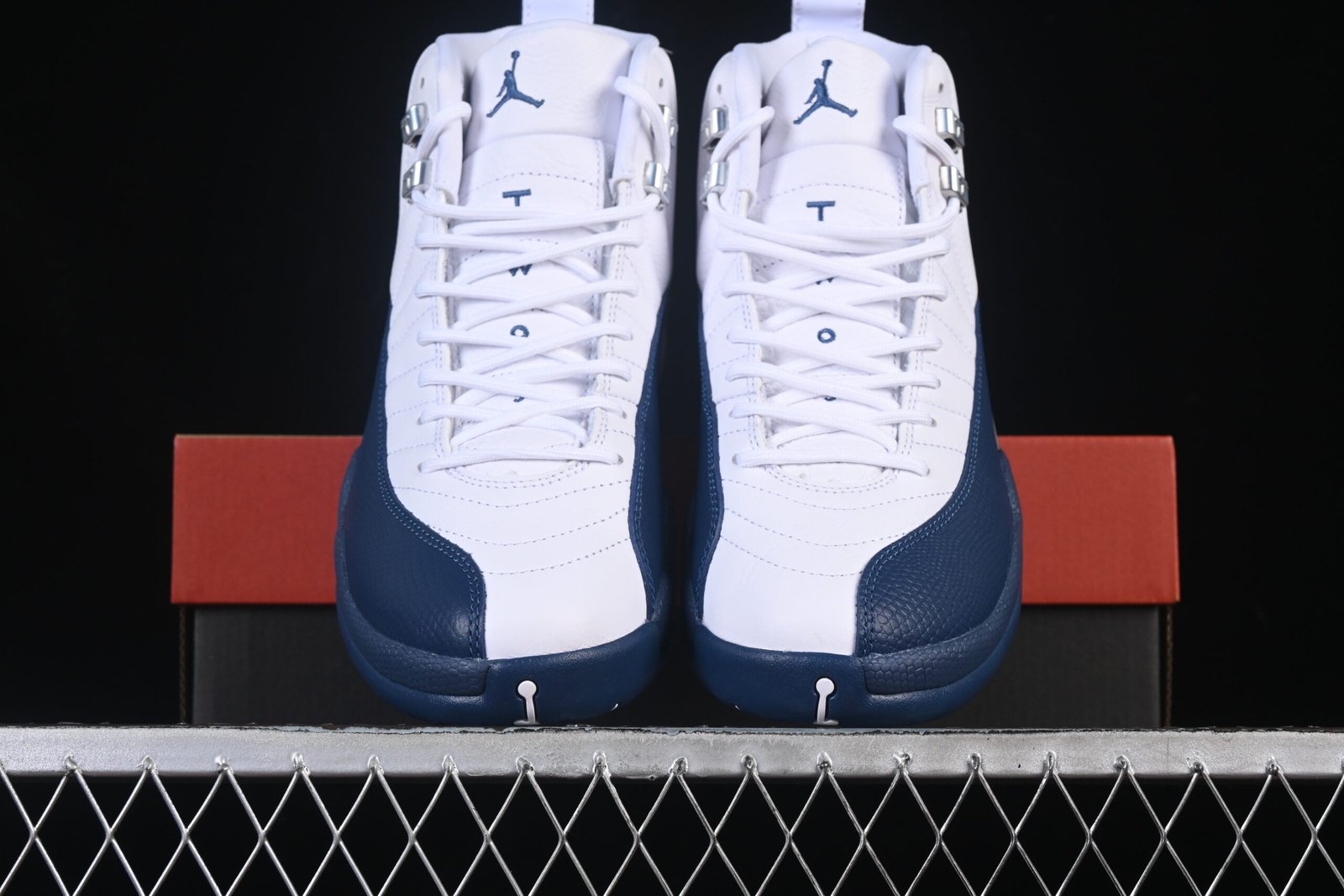 AIR JORDAN 12 Retro "French Blue" - Imagem 5