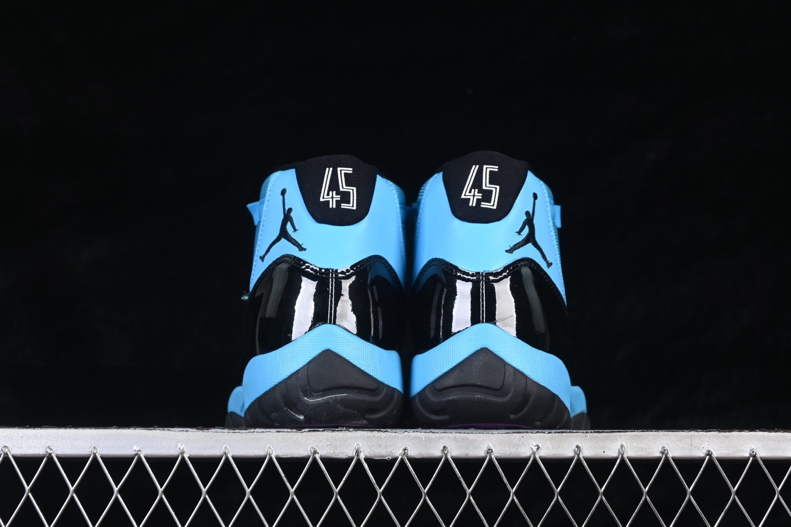 AIR JORDAN 11 Retro - Imagem 3