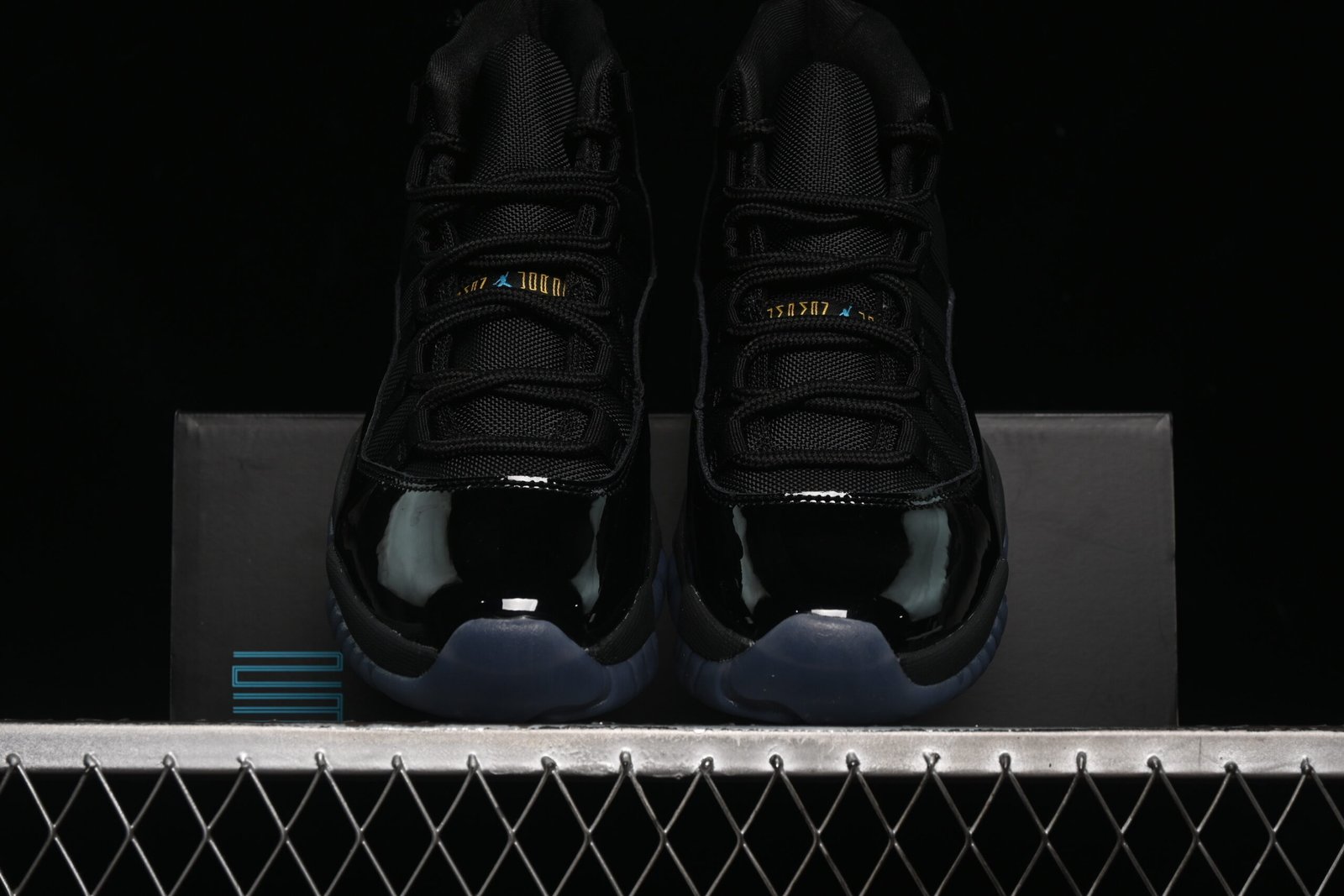 AIR JORDAN 11 Retro "Gamma Blue" - Imagem 5
