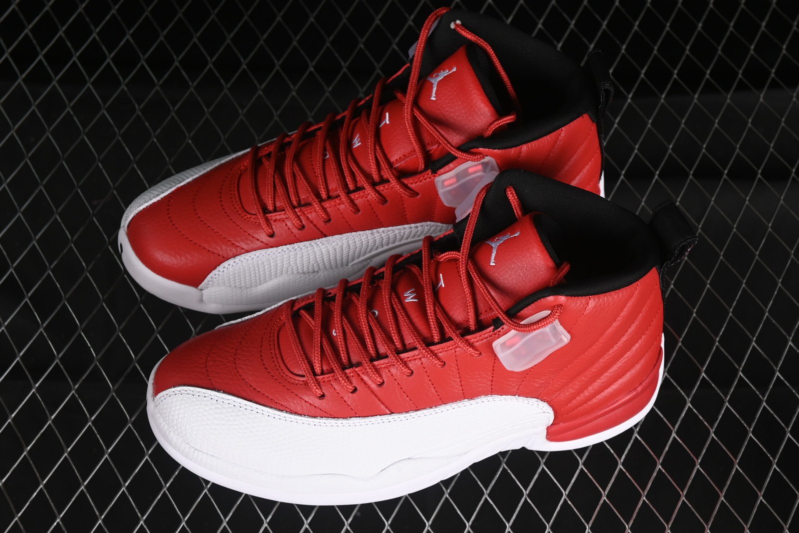 AIR JORDAN 12 Retro "Gym Red" - Imagem 6