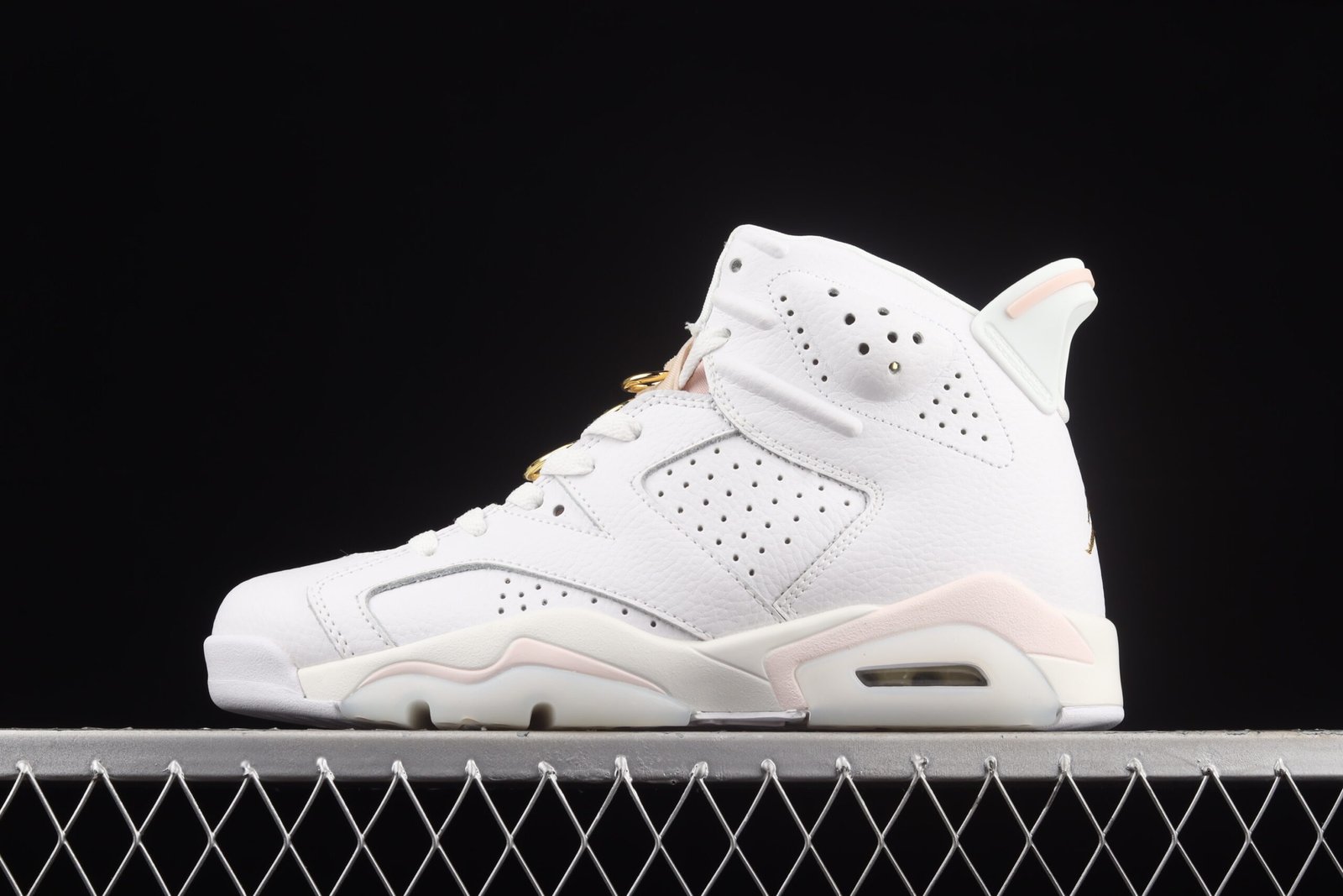 AIR JORDAN 6 "Gold Hoops"