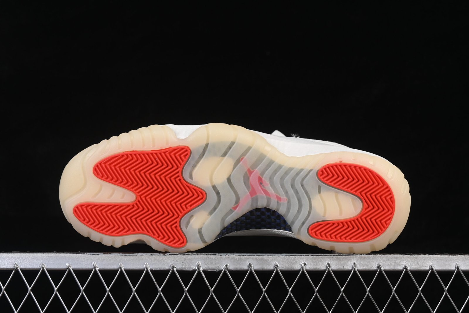 AIR JORDAN 11 Retro "285" - Imagem 4